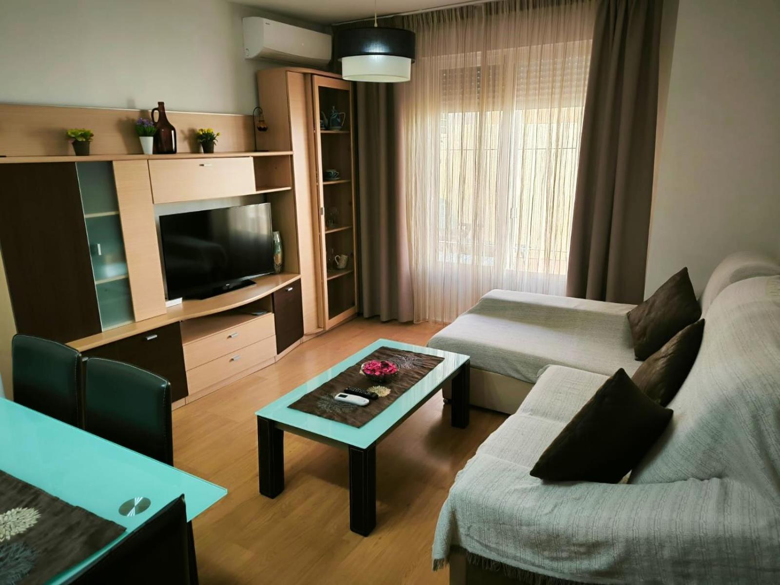 Apartamento Padial เนร์คา ภายนอก รูปภาพ